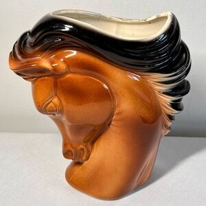 Elegant Horse Head Vase in Black and Brown